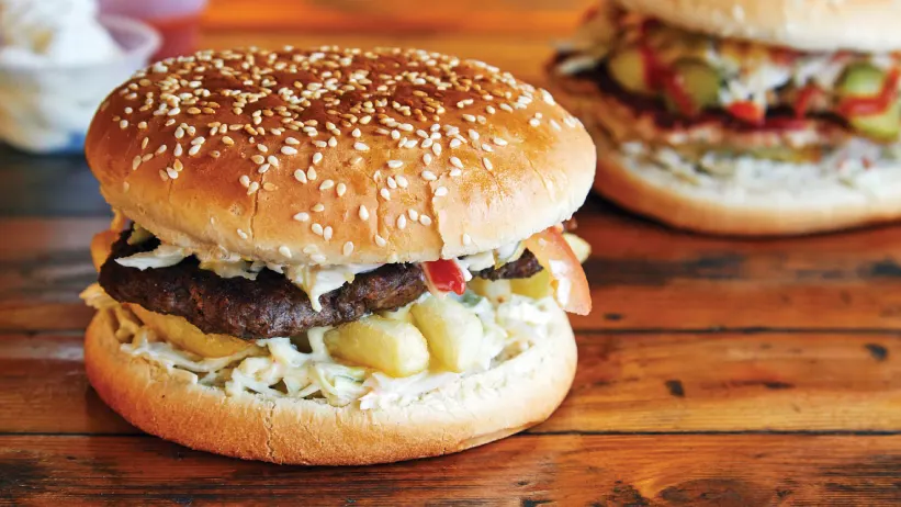 CHICKEN BURGER